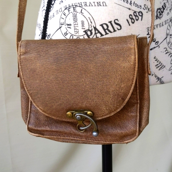 Vintage Leather Crossbody Purse.      #126 - Picture 3 of 12